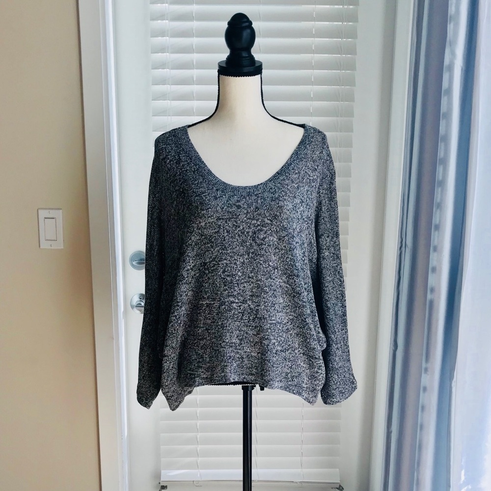 Olsenboye Hi-Low Slouchy Sweater Crop Top in Gray